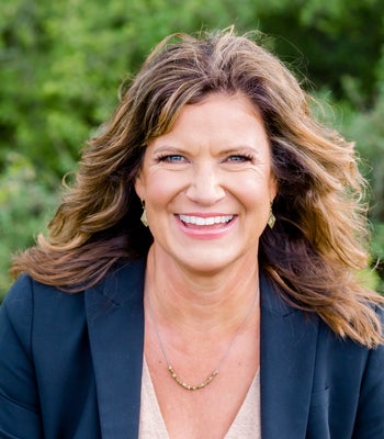 Portrait of Amy Post, REALTOR®.